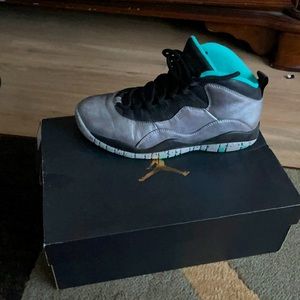 Jordan 10 Retro Lady of Liberty